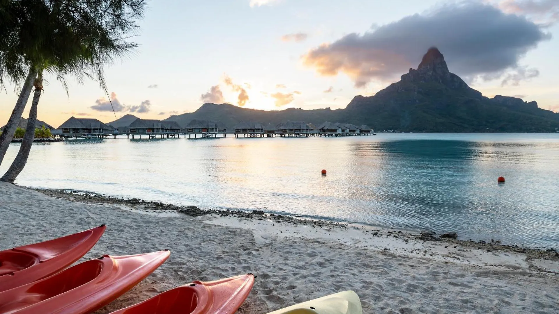 Intercontinental Bora Bora & Thalasso Spa, An Ihg Hotel 5*,  Французская Полинезия