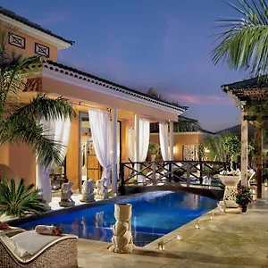 https://royal-garden-villas.in-canary-islands.com