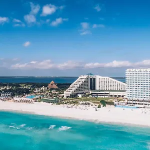 https://iberostar-cancun-star-prestige.quintano-roohotels.com