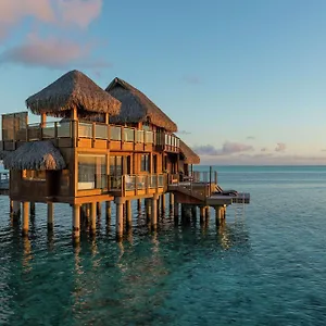 Station touristique Conrad Nui, Bora Bora